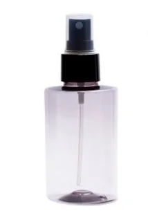 El envase VENE125ESP está fabricado en plástico PET cristal y cuenta con válvula spray, ideal para perfumes, aromatizadores, cosmética, sanitizantes y productos líquidos.
Material PET resistente y liviano.Incluye válvula spray pulverizadora. Opciones de válvula: Negra, natural o blanca.
Capacidad: 125 cc.Altura del envase: 9,5 cm.Altura con válvula: 12 cm.Altura para etiqueta: 7 cm.Diámetro: 4,8 cm.Rosca: 24/410.